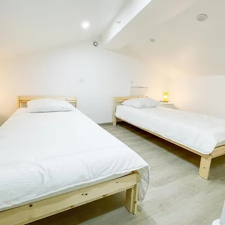 #ft Le Duplex Quiet & Renovated 그르노블
